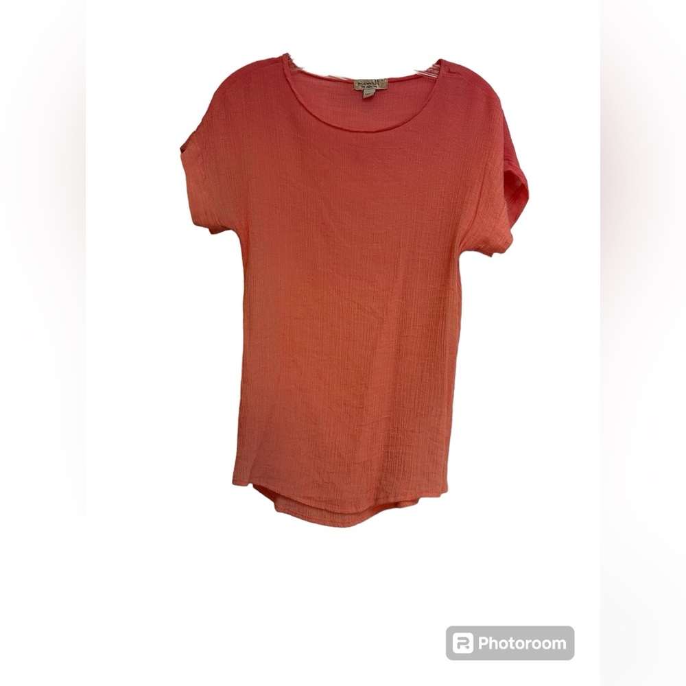 One World women’s pink short sleeve top.